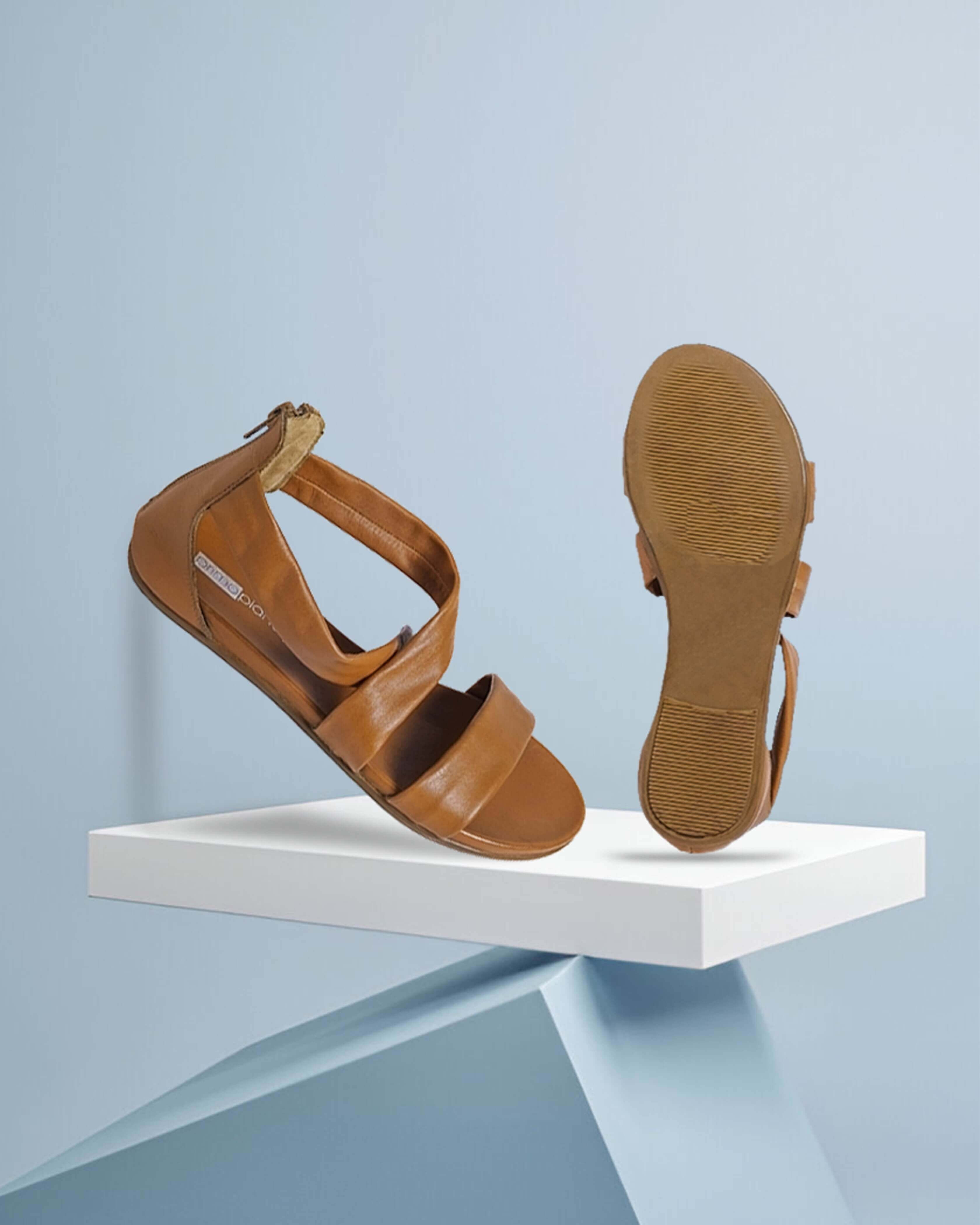 Stylish Women's Flat Sandals with Adjustable Ankle Strap