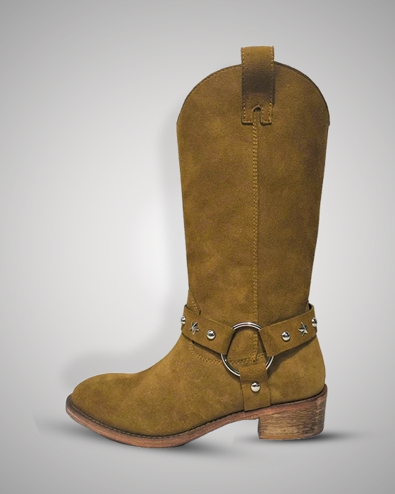 Premium women’s cowboy boots- with a decorative buckle embellishment