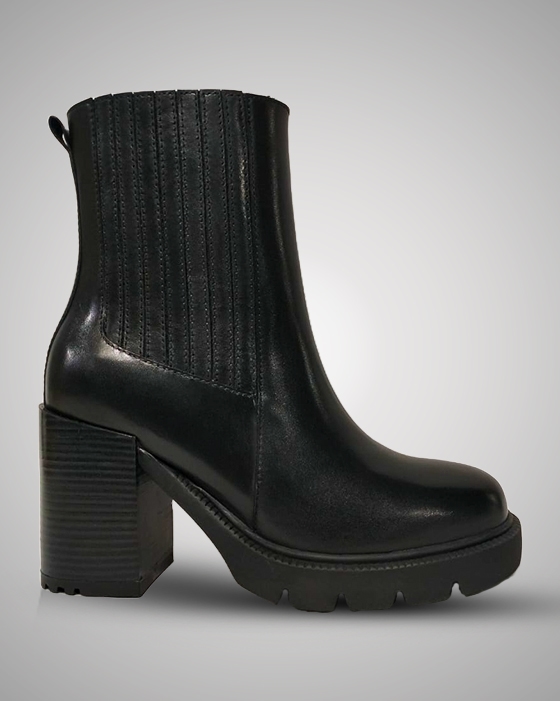 Women's Chelsea boots - with a polished and eye-catching look