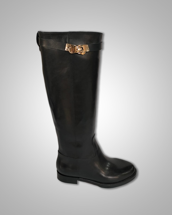 Elegant black over-the-knee boots: A perfect blend of elegance and comfort