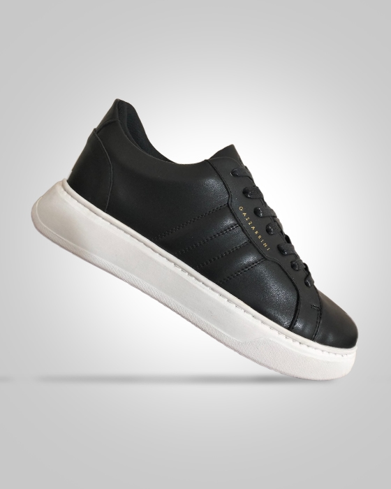 Lightweight and comfortable men's low-top sneakers